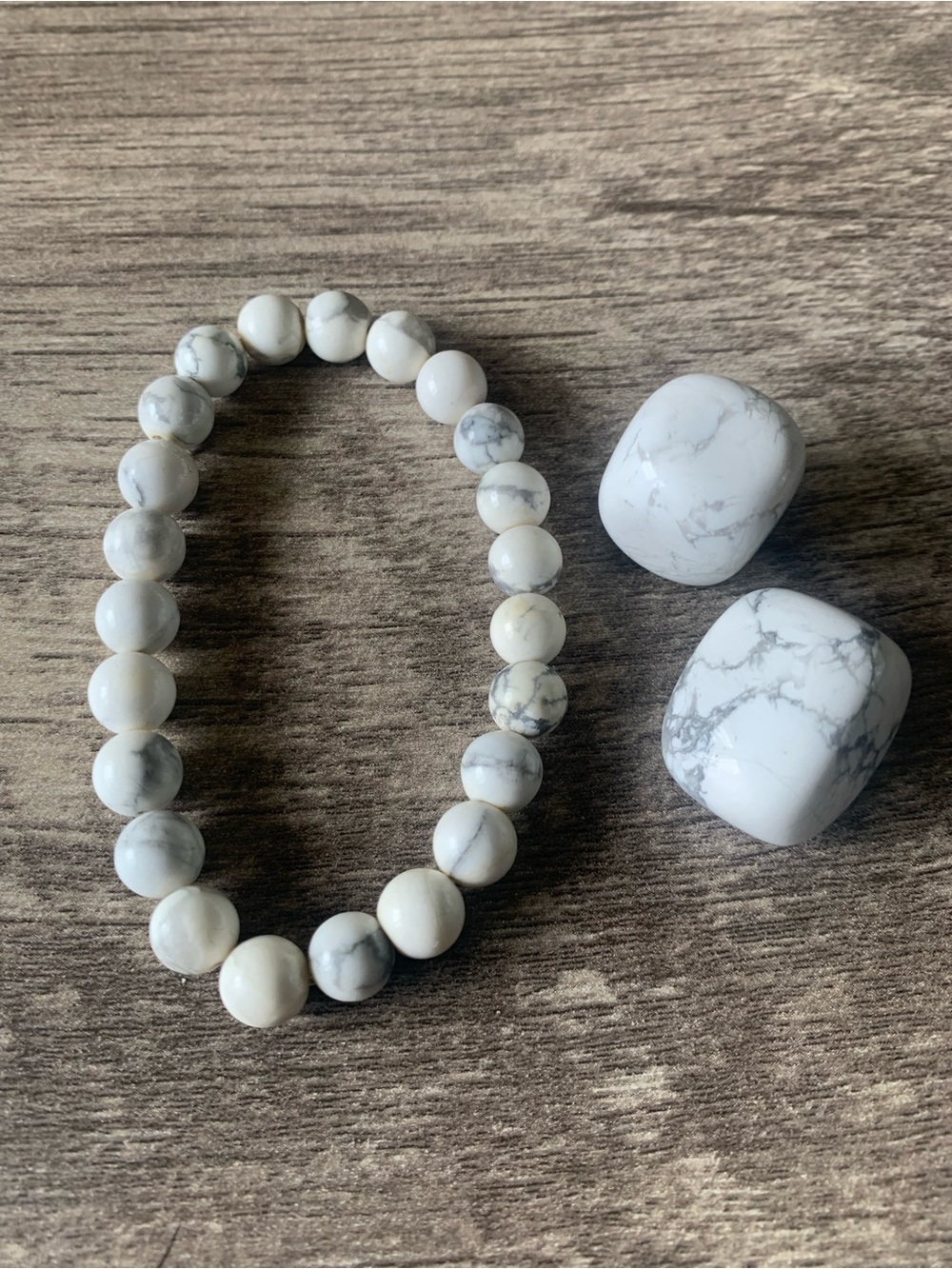 Howlite Crystal Bundle - Stretch Bracelet & Tumble